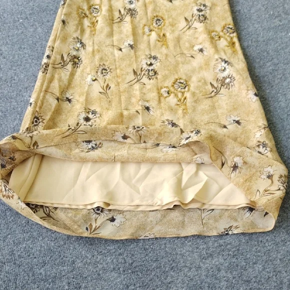 Beige Floral Maxi Dress - Picture 5 of 12